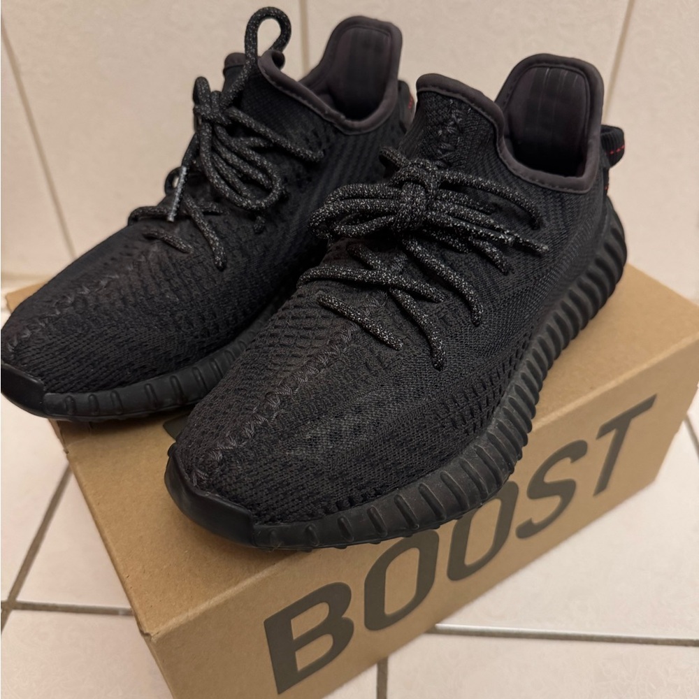 Adidas Yeezy Boost 350 V2 Static Black Sneakers